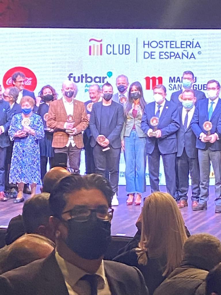 grupo-silvestre-premio2021-empresa-hostelera-xv-edicion-premios-CEHE